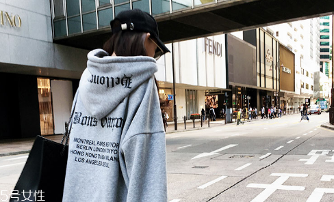 女生怎么穿帥氣？教你帥氣女孩穿搭術(shù)