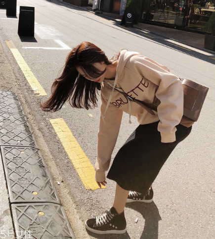 干洗一件衛(wèi)衣多少錢？干洗原來這么便宜