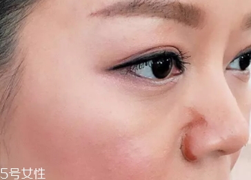 眉粉可以當鼻影用嗎？眉粉這樣畫鼻影