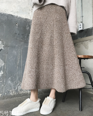 a字裙適合什么身材？氣質(zhì)a字裙開春必備