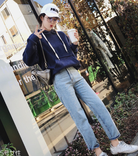 衛(wèi)衣會(huì)越穿越大嗎？衛(wèi)衣大了才好看