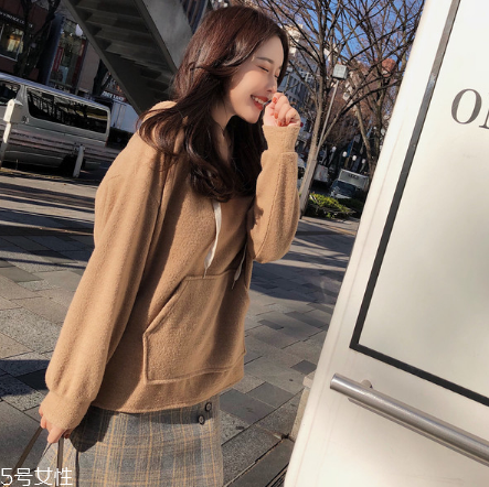 衛(wèi)衣適合什么體型人穿？不同體型選擇不同款式