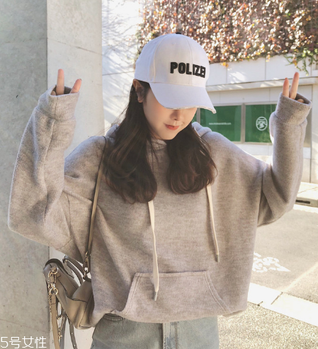 衛(wèi)衣適合什么體型人穿？不同體型選擇不同款式