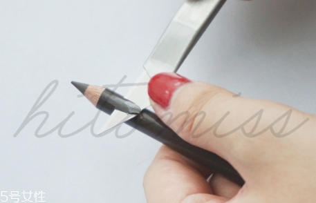 眉筆怎么削？最省眉筆的削法