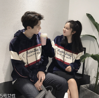 衛(wèi)衣掉色怎么辦？這樣洗不會掉色