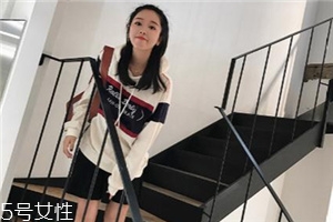 衛(wèi)衣掉色怎么辦？這樣洗不會掉色