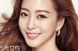 裸妝眼影怎么選？色號(hào)接近膚色