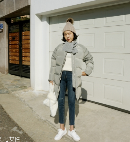 什么顏色的圍巾最百搭？這幾個顏色輕松駕馭