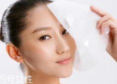 敷面膜為什么越久越干？體溫蒸發(fā)