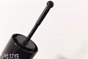 mac滾輪眼線液好用嗎？超棒的眼妝神器