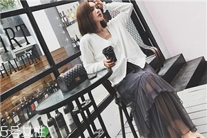 o型腿穿什么裙子好看？美美長(zhǎng)裙才撩人