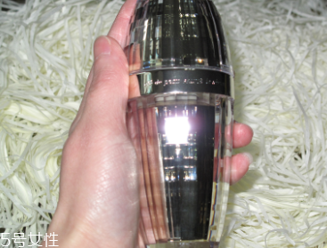 CPB精華肌底液適合敏感皮嗎？成分溫和