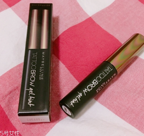 染眉膏可以持續(xù)多久？一天都不會暈妝的小秘密