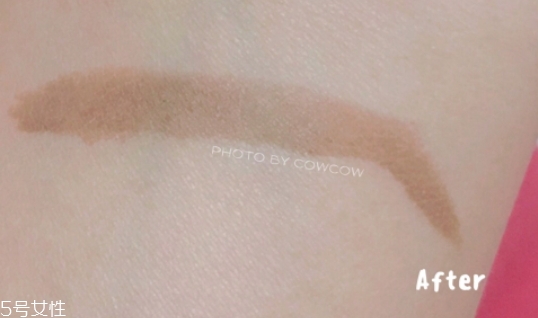 染眉膏可以持續(xù)多久？一天都不會暈妝的小秘密