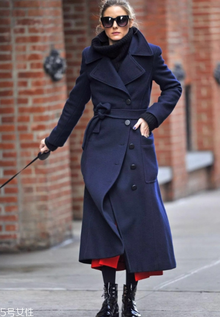 脖子短穿什么毛衣？輕松穿出天鵝頸