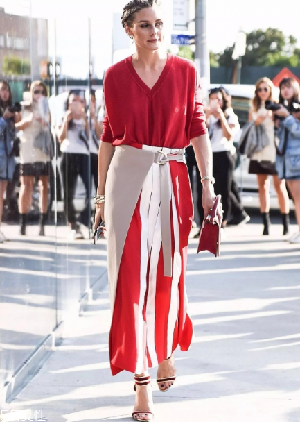 脖子短穿什么毛衣？輕松穿出天鵝頸