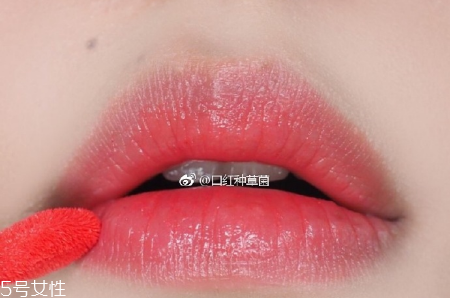 ysl圣羅蘭銀管唇釉好用嗎？蜜糖一樣水潤柔滑
