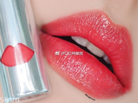 ysl圣羅蘭銀管唇釉好用嗎？蜜糖一樣水潤柔滑