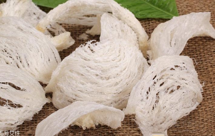 燉燕窩化水了還有營(yíng)養(yǎng)嗎 燉的時(shí)間不能太長(zhǎng)