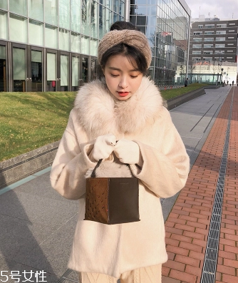 Chic呢子大衣 小個子穿出高氣質(zhì) Chic呢子大衣 小個子穿出高氣質(zhì)