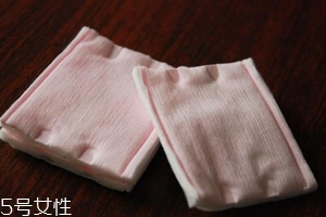 化妝棉和卸妝棉有什么區(qū)別？化妝棉功能更全