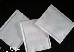 化妝棉可以用作粉撲嗎？要掌握正確方法