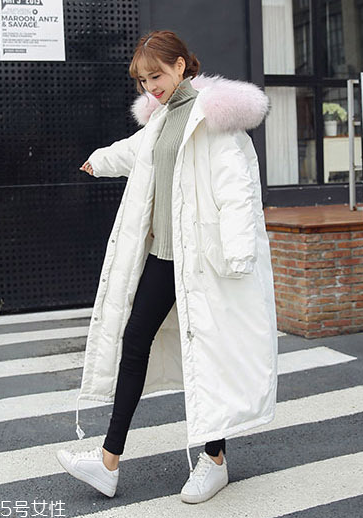 大毛領(lǐng)怎么打理？大毛領(lǐng)帶你度過溫暖冬季