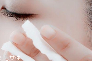 化妝棉濕敷多久好？五分鐘就好