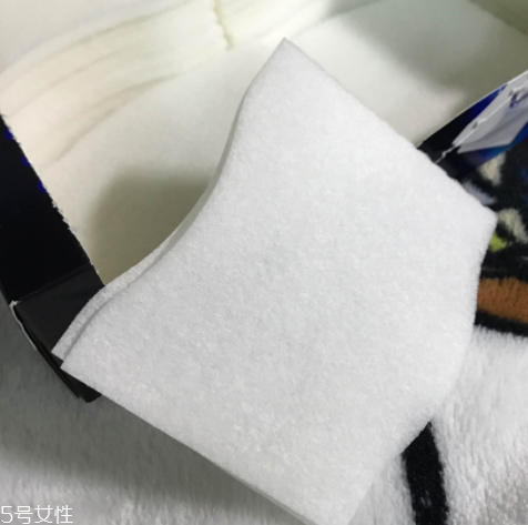 化妝棉濕敷多久好？五分鐘就好