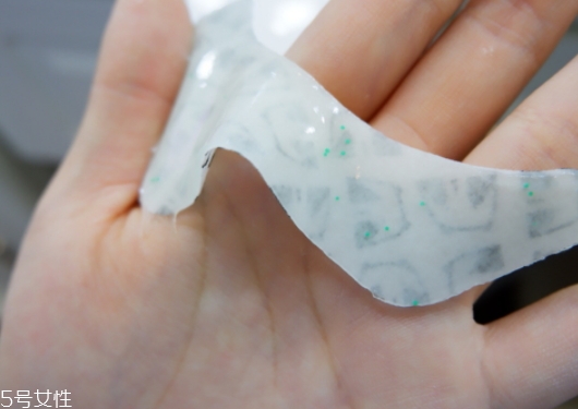 pandaw潘達(dá)眼膜可以敷多久？潘達(dá)眼膜要洗嗎