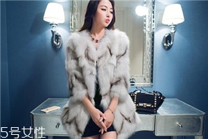 皮草是順毛好還是倒毛好？這樣挑選不會錯