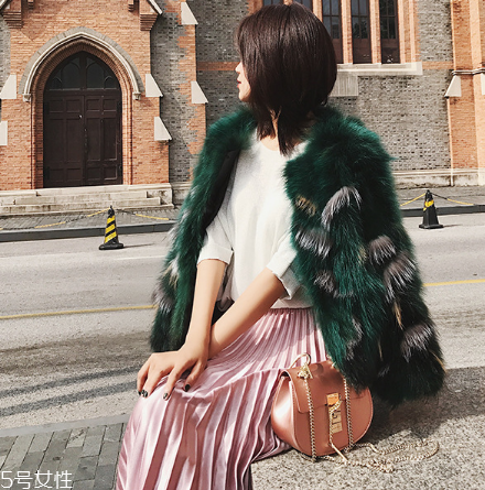 買皮草上哪個網(wǎng)站？這些網(wǎng)站都很便宜