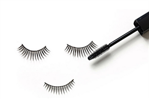 怎么正確使用睫毛夾？這樣刷睫毛眼睛大一倍