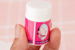 鼻貼的使用方法 撕拉式涂抹式三部曲式鼻貼用法不同 鼻貼的使用方法 撕拉式涂抹式三部曲式鼻貼用法不同