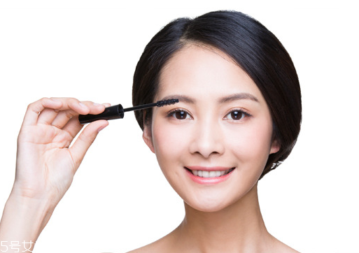 眼睫毛怎么保養(yǎng)？損傷睫毛的壞習慣
