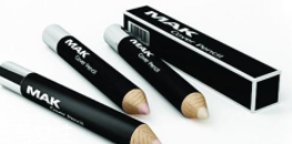 眉筆需要卸妝嗎？防水眉筆要卸妝