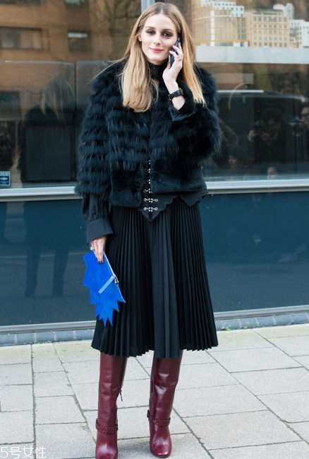 黑色皮草怎么搭配好看？教你凹足造型感