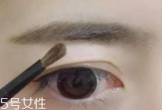 新買的眉粉刷有騷味是怎么回事？羊毛質(zhì)地正常現(xiàn)象