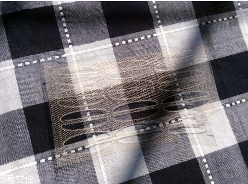 蕾絲雙眼皮貼先化妝嗎？蕾絲雙眼皮貼怎這樣用