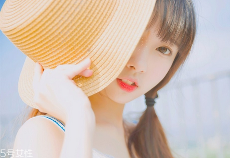 睫毛增長(zhǎng)液可以用于眉毛嗎？睫毛增長(zhǎng)液還可以涂頭發(fā)