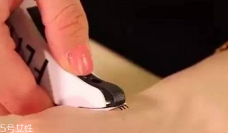 睫毛訂書機(jī)是什么？這十款睫毛膏讓你輕松放大雙眼