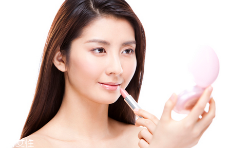 怎樣讓睫毛變長變翹？下眼線還可以畫出來