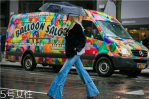 x型腿穿什么褲子好看？輕松教你打造完美腿型