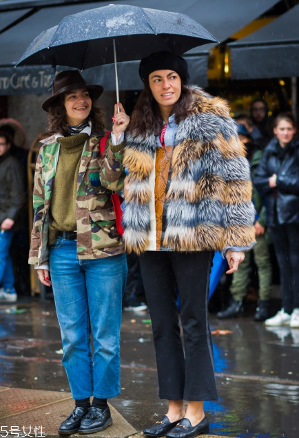 皮草搭配什么褲子好看？打造冬日新時(shí)尚