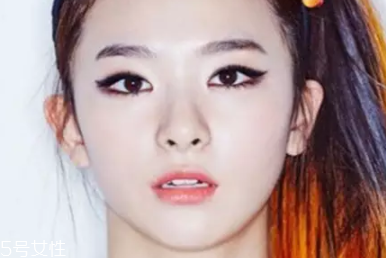 單眼皮眼妝雷區(qū)有哪些？切忌濃妝艷抹