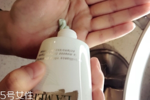 LA MER潔面泡沫為什么泡沫不多？要注意使用手法