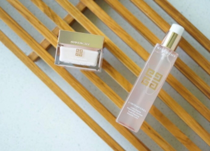 紀(jì)梵希時(shí)光無痕修護(hù)美容液怎么用？紀(jì)梵希的少女美容液