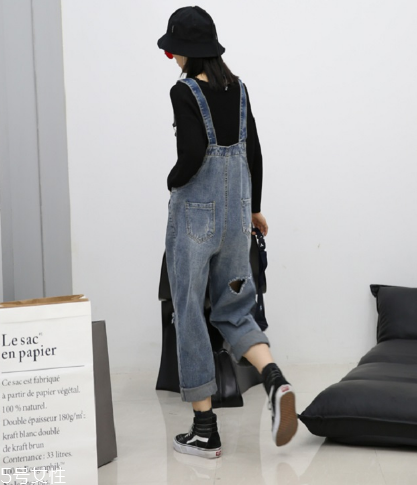 寬松牛仔褲配什么上衣？帶給你不一樣的美感