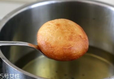 糖糕炸出來很硬怎么辦？