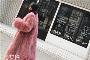 皮草和羊剪絨哪個暖和？看完你就清楚了